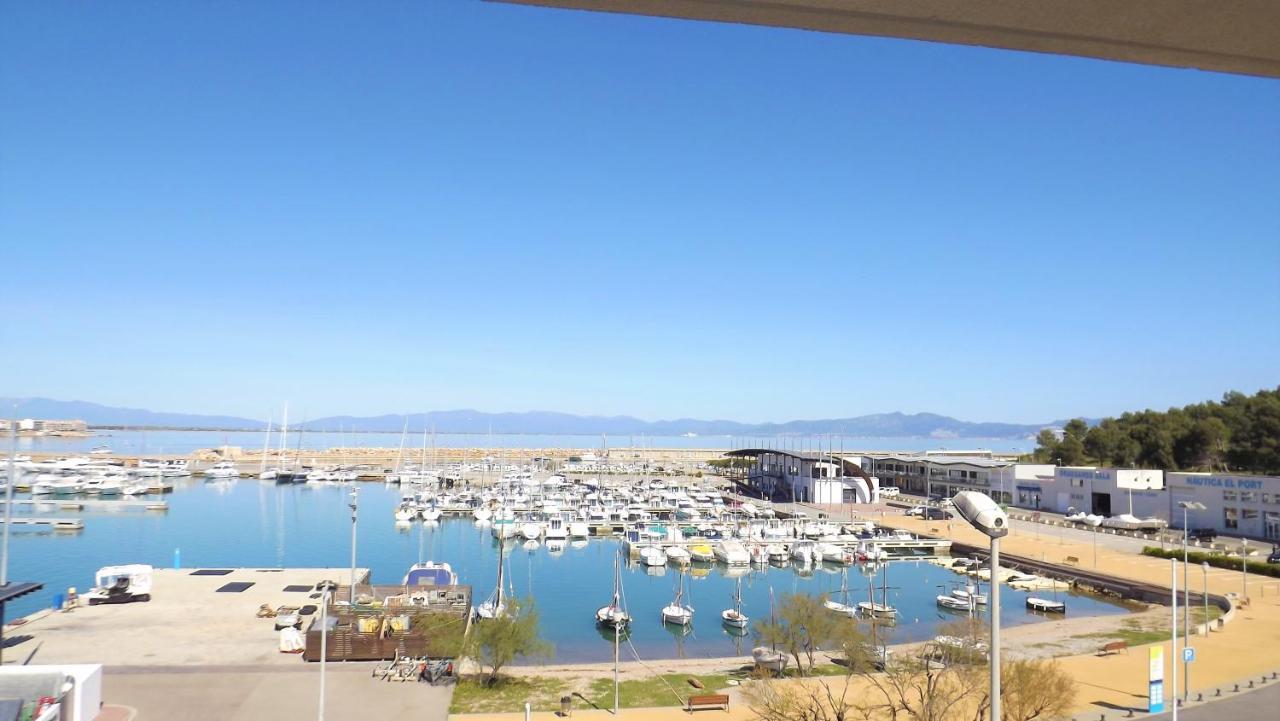 Apartaments Club Nautic L' Escala Exteriör bild