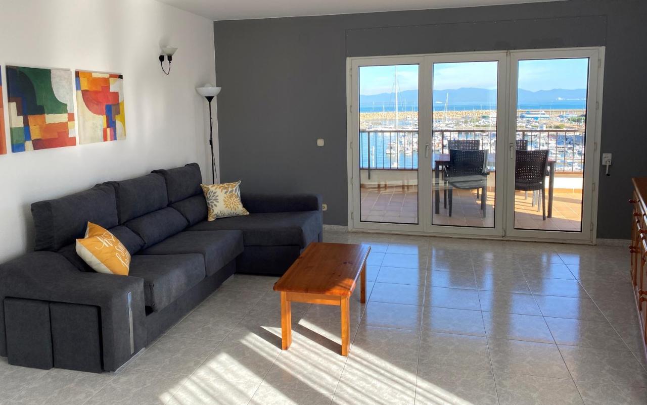 Apartaments Club Nautic L' Escala Exteriör bild