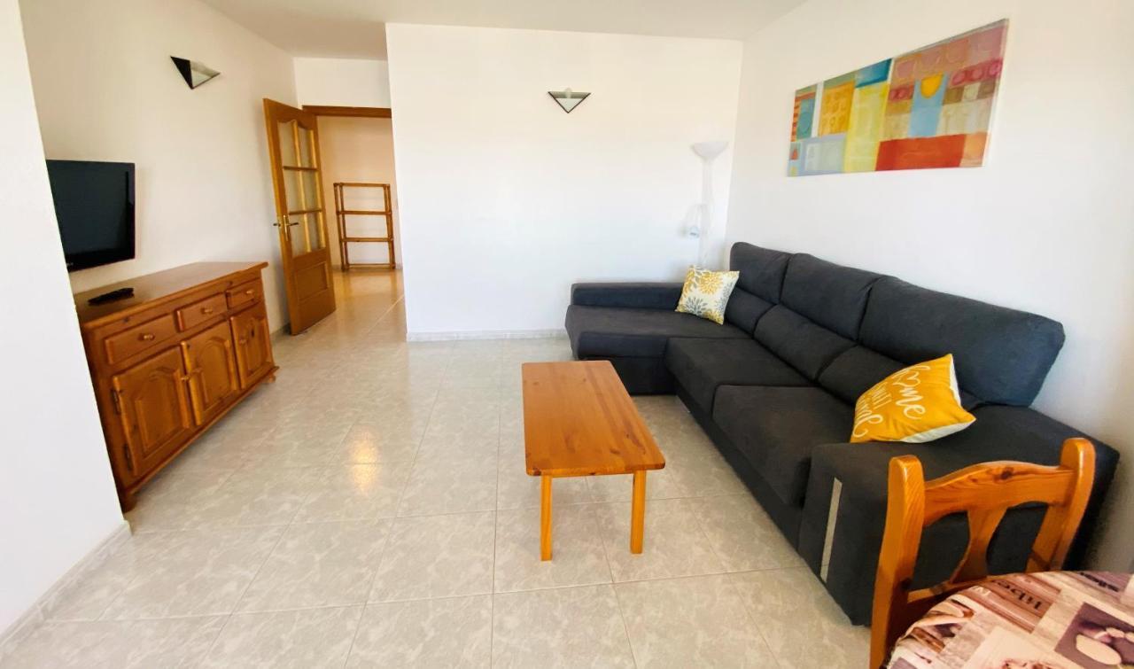 Apartaments Club Nautic L' Escala Exteriör bild